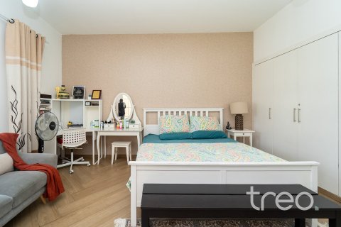 Adosado en The Springs, Dubai, 3 dormitorios, 228.08 m², № 138102 - foto 9