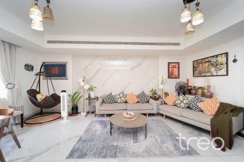 Adosado en The Springs, Dubai, 3 dormitorios, 228.08 m², № 138102 - foto 2