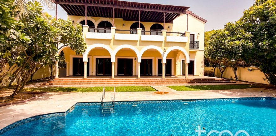Вилла в The Villa, Дубай, 5 спален, 611.21м², № 138087
