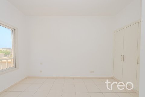 Villa en The Springs, Dubai, 3 dormitorios, 228.08 m², № 138101 - foto 2