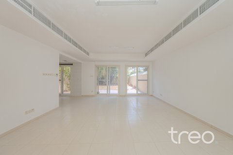 Villa en The Springs, Dubai, 3 dormitorios, 228.08 m², № 138101