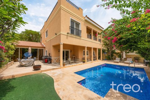 Villa in Hacienda, The Villa, Dubai 5 bedrooms, 371.61 sq.m. № 138095 - photo 2