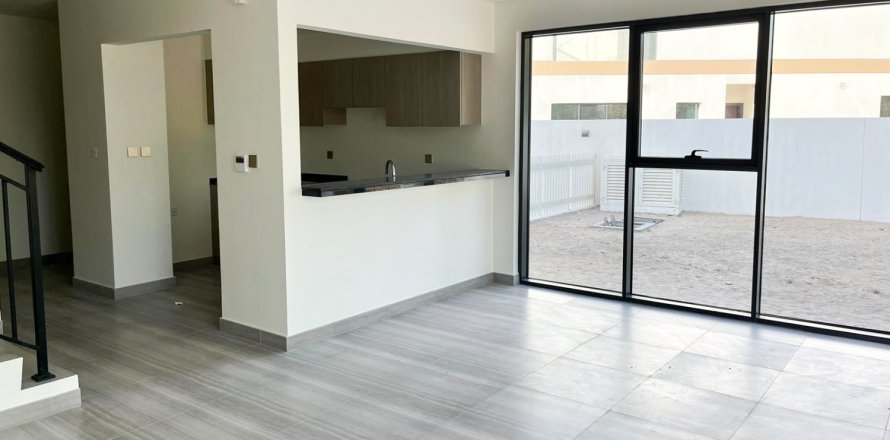 Townhouse in DAMAC Hills (Akoya by DAMAC), Dubai 4 bedrooms, 191.1 sq.m. № 8068