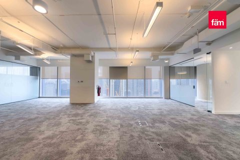 Oficina en Business Bay, Dubai, 928.1 m², № 93581 - foto 11