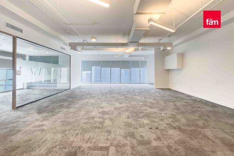 Oficina en Business Bay, Dubai, 928.1 m², № 93581 - foto 4