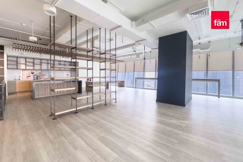 Oficina en Business Bay, Dubai, 928.1 m², № 93581 - foto 5