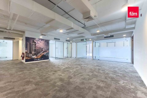 Oficina en Business Bay, Dubai, 928.1 m², № 93581 - foto 3