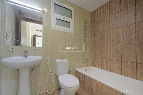 Appartement à Jumeirah Lake Towers, Dubai, 2 chambres, 70.1 m², № 14217 - photo 9