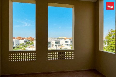 Apartment in Dubai 3 bedrooms, 212.3 sq.m. № 133010 - photo 17