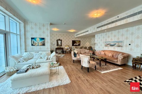 Купить квартиру в Дубай Марине, Дубай: 3 спальни, 234.2м², № 69474 - фото 6