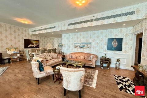 Купить квартиру в Дубай Марине, Дубай: 3 спальни, 234.2м², № 69474 - фото 4