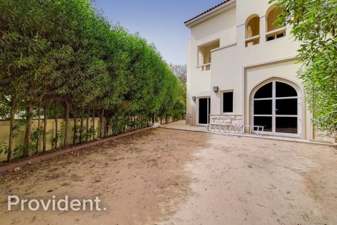 Villa in Dubai Festival City, Dubai 4 bedrooms, 403.5 sq.m. № 2067 - photo 2