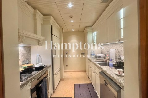 Снять в аренду квартиру в Бурдж-Халифе, Дубай: 1 спальня, 76.73973606м², № 67688 - фото 4