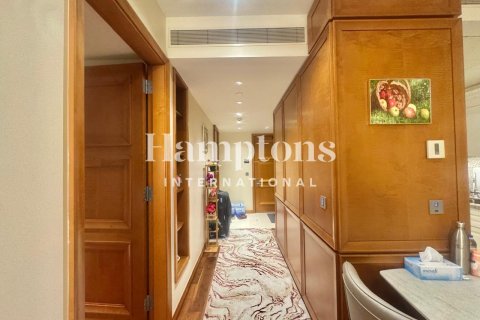 Снять в аренду квартиру в Бурдж-Халифе, Дубай: 1 спальня, 76.73973606м², № 67688 - фото 12