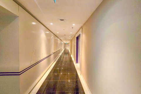 Bureau à Sheikh Zayed Road, Dubai, 341 m², № 16204 - photo 9