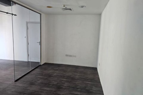 Снять в аренду офис в Бизнес-Бэе, Дубай: 104м², № 16207 - фото 13