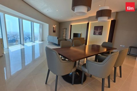 Apartamento en Sheikh Zayed Road, Dubai, 2 dormitorios, 216 m², № 141297 - foto 7