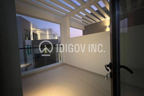 Townhouse in DAMAC Hills (Akoya by DAMAC), Dubai 3 bedrooms, 139 sq.m. № 67634 - photo 18