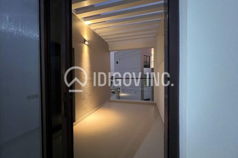 Townhouse in DAMAC Hills (Akoya by DAMAC), Dubai 3 bedrooms, 139 sq.m. № 67634 - photo 23