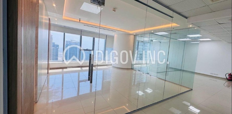 Oficina en Jumeirah Lake Towers, Dubai, 107 m², № 67648