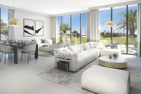 Villa en Dubai, 5 dormitorios, 807 m², № 18352 - foto 1