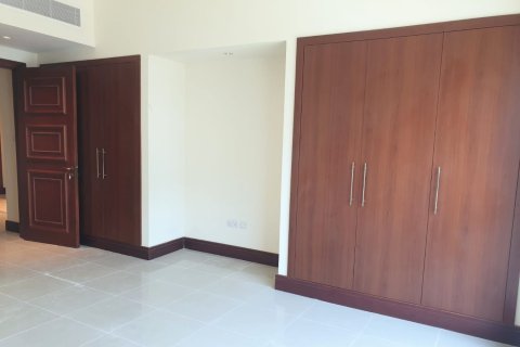 Apartment in Palm Jumeirah, Dubai 2 bedrooms, 167.19 sq.m. № 142093 - photo 12