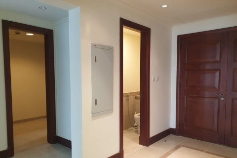 Apartment in Palm Jumeirah, Dubai 2 bedrooms, 167.19 sq.m. № 142093 - photo 11