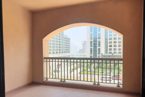 Apartment in Palm Jumeirah, Dubai 2 bedrooms, 167.19 sq.m. № 142093 - photo 6