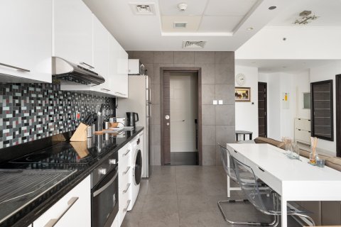 Apartment in Cayan Tower, Dubai Marina, Dubai 1 bedroom, 66.29 sq.m. № 142100 - photo 5