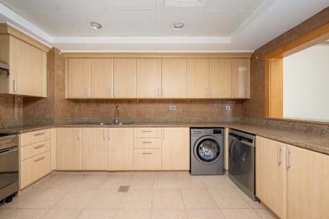 Apartment in Palm Jumeirah, Dubai 2 bedrooms, 185.04 sq.m. № 142092 - photo 4