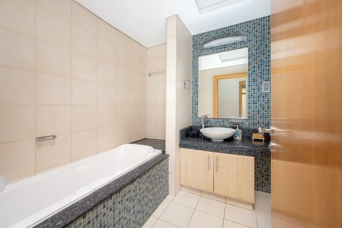 Apartment in Palm Jumeirah, Dubai 2 bedrooms, 185.04 sq.m. № 142092 - photo 15