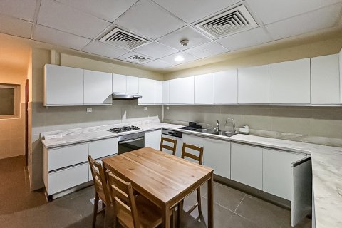 Apartment in Dubai Marina, Dubai 3 bedrooms, 176.56 sq.m. № 142101 - photo 4