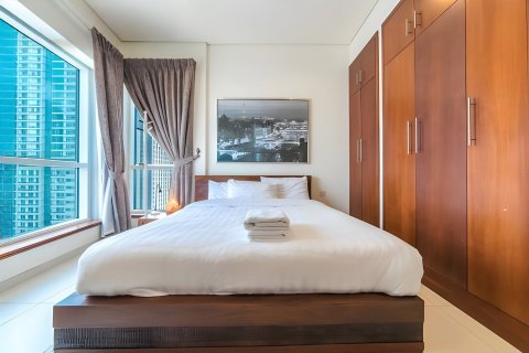 Apartment in Dubai Marina, Dubai 3 bedrooms, 176.56 sq.m. № 142101 - photo 12