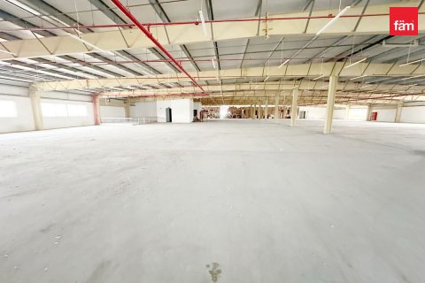 Снять в аренду склад в Джабаль-Али, Дубай: 875м², № 12043 - фото 1
