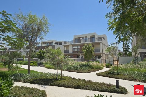 Villa in Tilal Al Ghaf, Dubai 5 bedrooms, 233.8 sq.m. № 23537 - photo 27