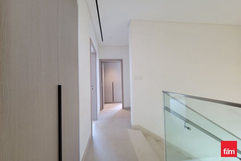 Villa in Al Furjan, Dubai 4 bedrooms, 408.8 sq.m. № 40246 - photo 27