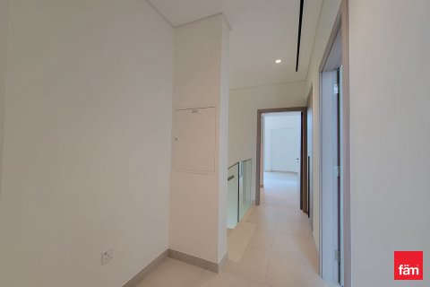 Villa in Al Furjan, Dubai 4 bedrooms, 408.8 sq.m. № 40246 - photo 29