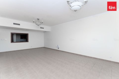 Apartment in Dubai 2 bedrooms, 152.7 sq.m. № 40247 - photo 2