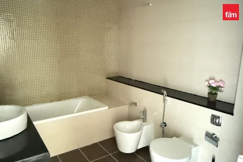 Снять в аренду квартиру в Дубай Марине, Дубай: 3 спальни, 159.9м², № 18544 - фото 23