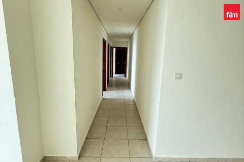 Снять в аренду квартиру в Дубай Марине, Дубай: 3 спальни, 159.9м², № 18544 - фото 8