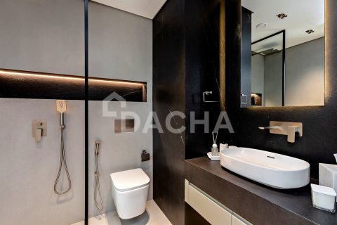 Villa in Jumeirah Islands, Dubai 4 bedrooms, 956 sq.m. № 104710 - photo 10