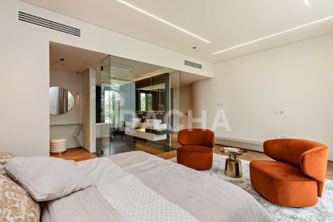 Villa in Jumeirah Islands, Dubai 4 bedrooms, 956 sq.m. № 104710 - photo 7
