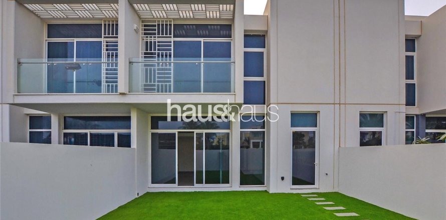 تاون هاوس في Arabella Townhouses, مُدُنْ, دبي 3 غرف نوم, 187 م² رقم 44563