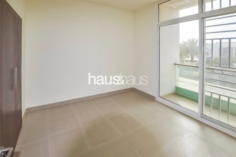 Townhouse in Arabella Townhouses, Mudon, Dubai 3 bedrooms, 187 sq.m. № 44563 - photo 6