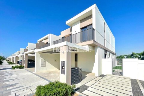 Villa in Elan, Tilal Al Ghaf, Dubai 4 bedrooms, 219 sq.m. № 44552 - photo 2