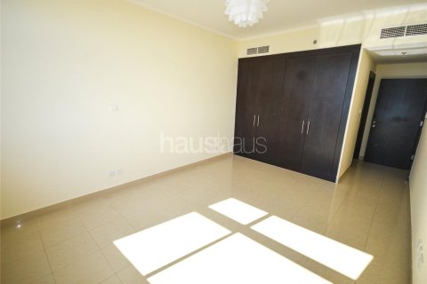 Apartment in The Links, The Views, Dubai 2 bedrooms, 137 sq.m. № 44549 - photo 7