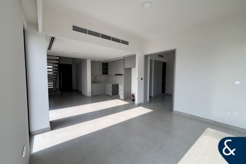 Снять в аренду виллу в The Valley, Дубай: 4 спальни, 265м², № 76087 - фото 4