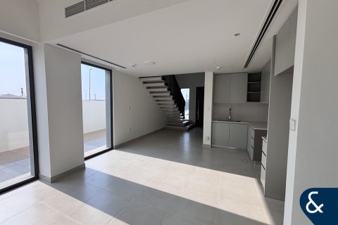 Снять в аренду виллу в The Valley, Дубай: 4 спальни, 265м², № 76087 - фото 3