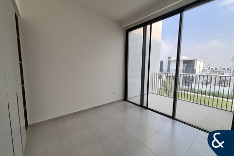 Снять в аренду виллу в The Valley, Дубай: 4 спальни, 265м², № 76087 - фото 11