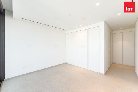 Apartment in Dubai 4 bedrooms, 275.8 sq.m. № 139117 - photo 13